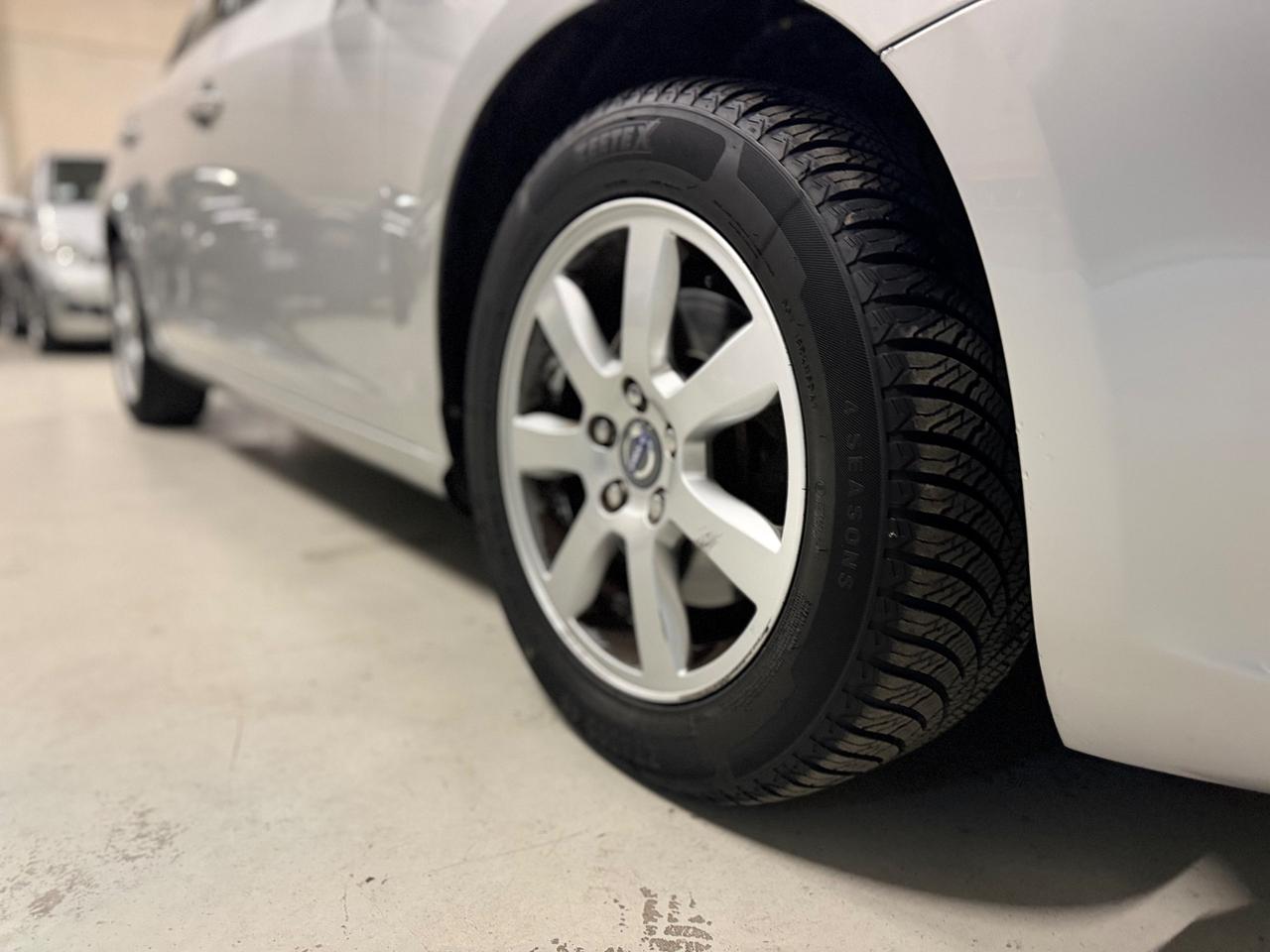 Volvo V60 D3 Geartronic Kinetic AUTOMATICA