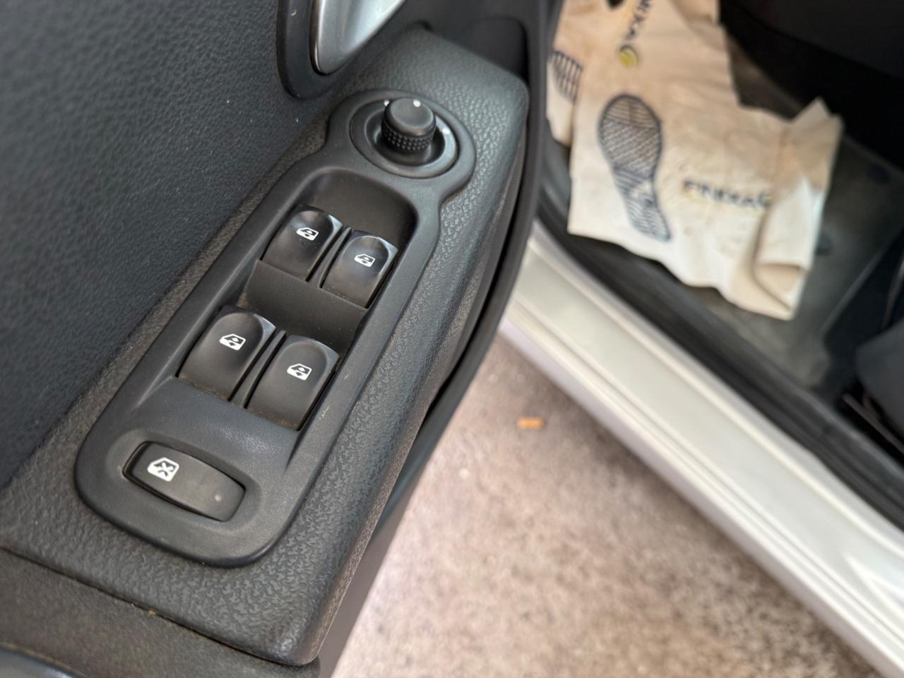 Renault Modus Grand 1.5 dCi 85CV Dynamique