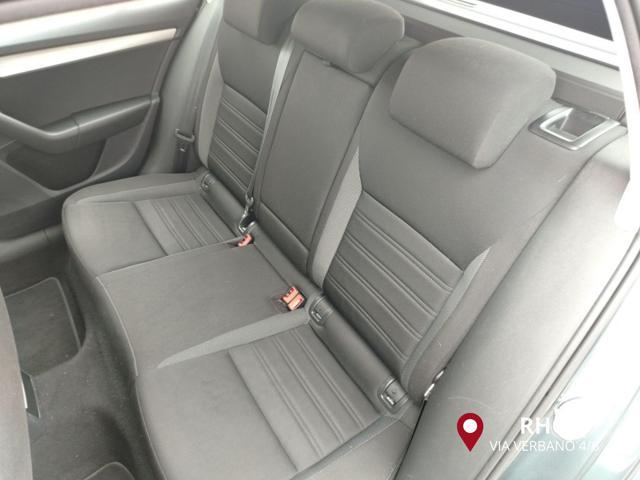 SKODA Octavia 2.0 TDI SCR 150 CV DSG Wagon Executive