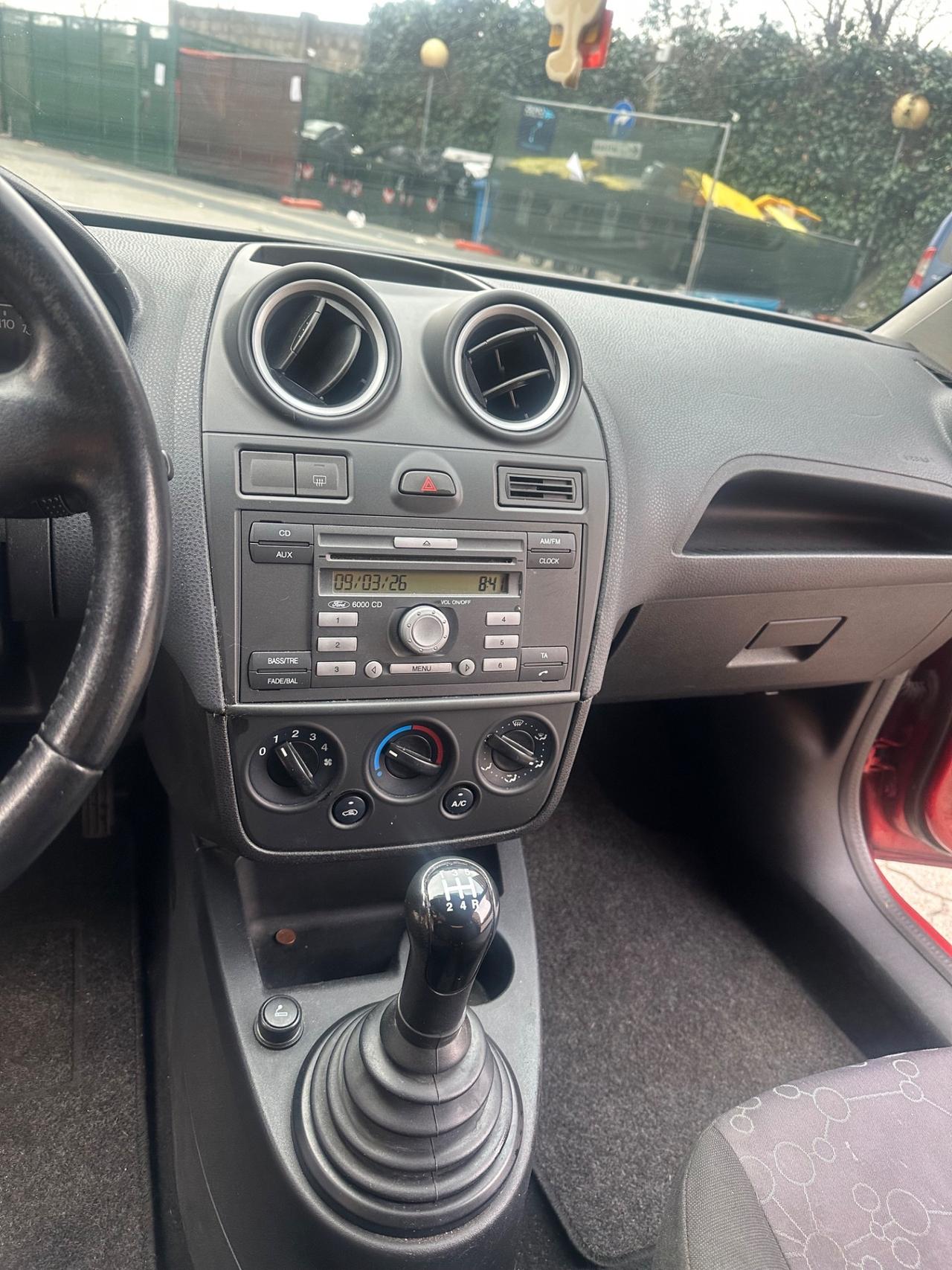 Ford Fiesta 1.2 16V 3p. Ghia