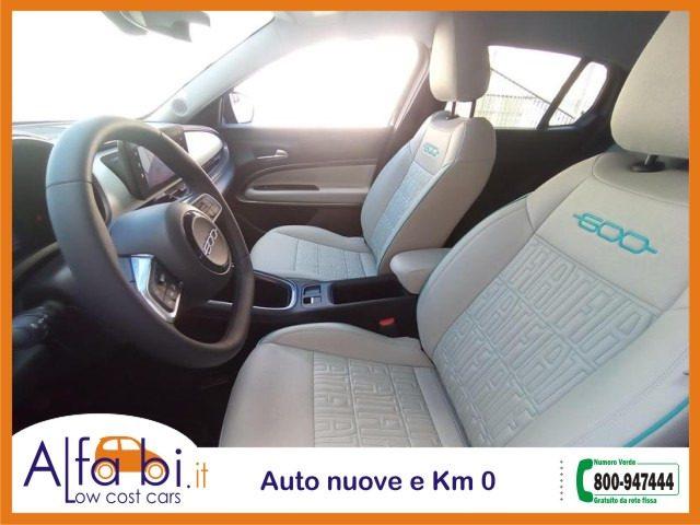 FIAT 600 1.2 110CV MHEV Aut. La PRIMA