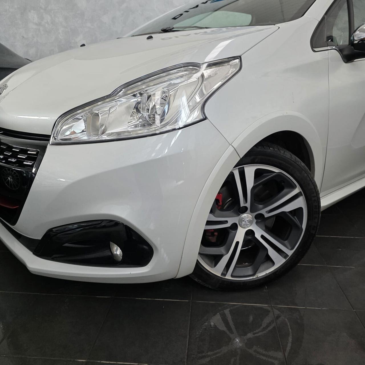 Peugeot 208 THP S&S 3 porte GTi