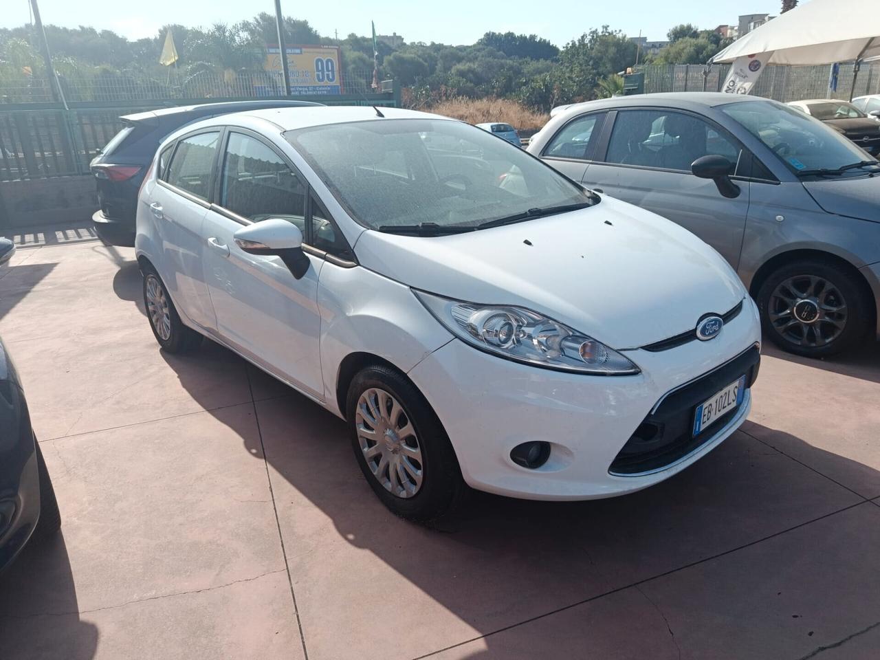 Ford Fiesta 1.4 5 porte Bz.- GPL Titanium