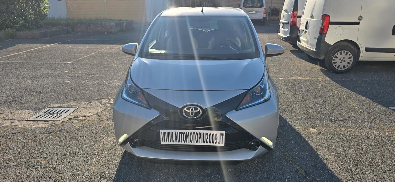 Toyota Aygo 1.0 VVT-i 72 CV 5 porte unipro garanzia permute finanziamenti