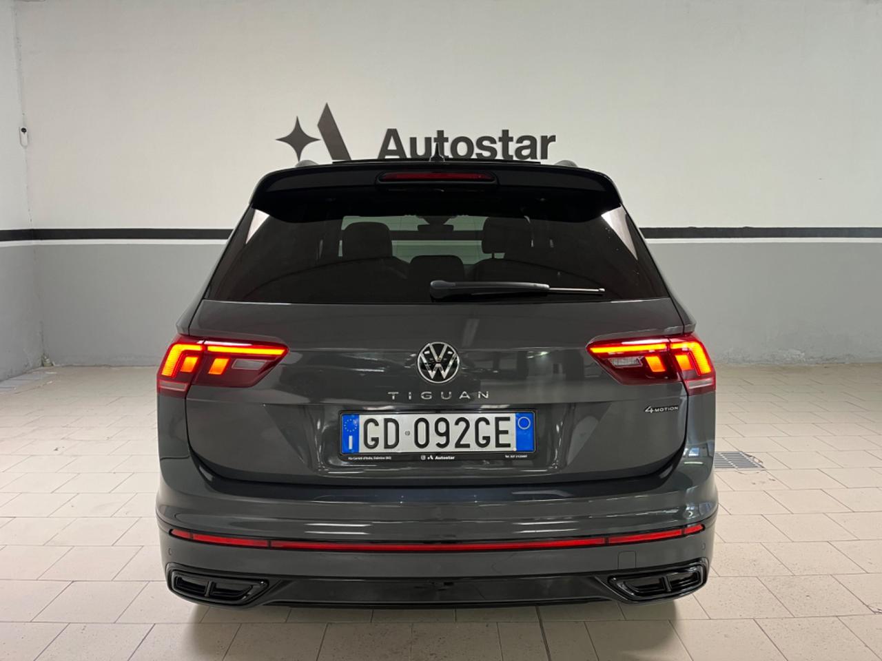 Volkswagen Tiguan 2.0 DSG R-Line *tetto panoramico