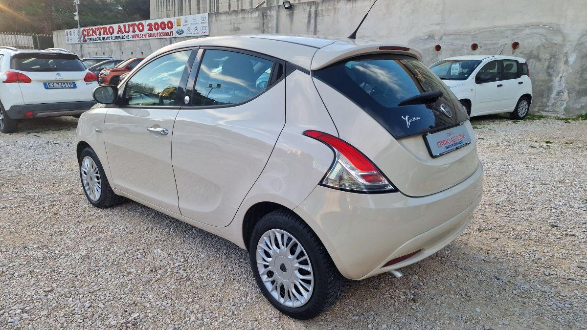 LANCIA - Ypsilon - 1.2 69 CV 5p. GPL Ecochic Gold
