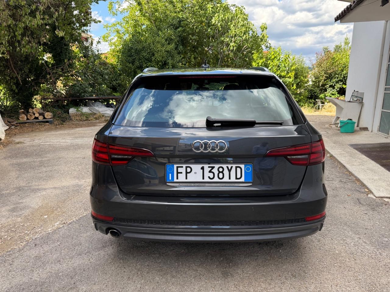 Audi A4 Avant 2.0 TDI S-tronic S-Line