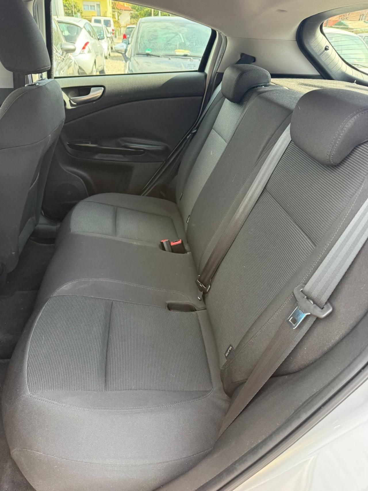 Alfa Romeo Giulietta 1.6 JTDm-2 105 CV Distinctive