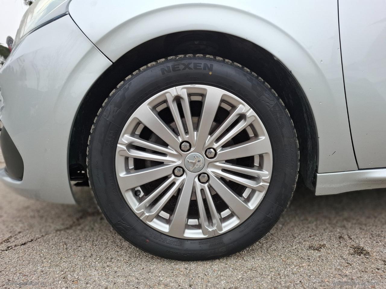 PEUGEOT 208 BlueHDi 75 5p. Allure