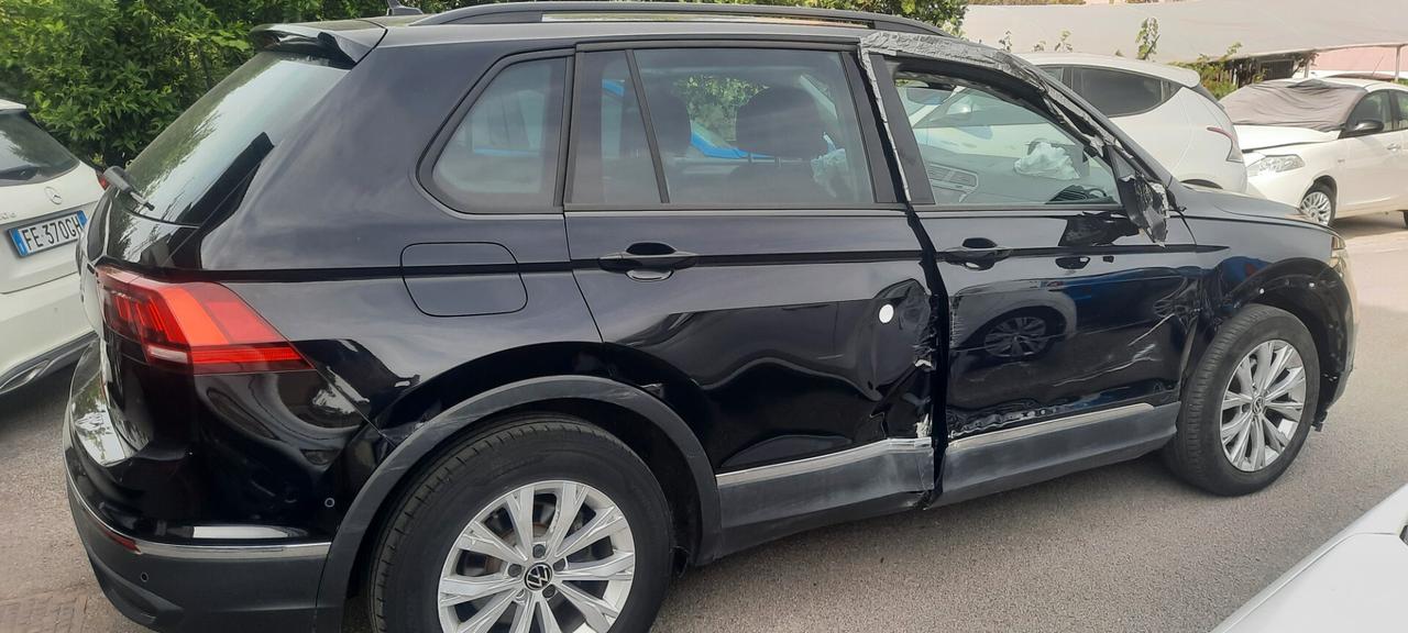 Volkswagen Tiguan cc2.0 122cv tdi anno 2023