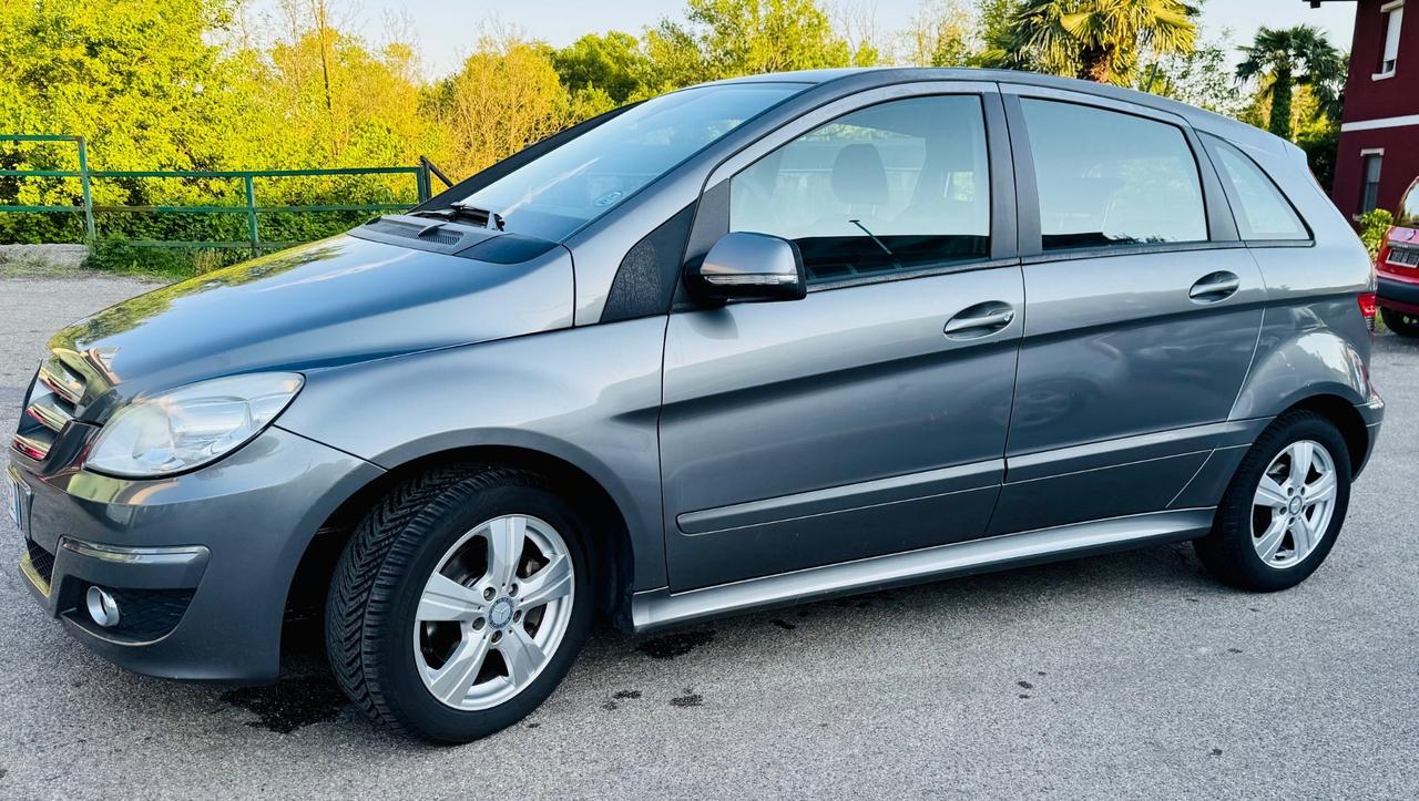 Mercedes-benz B 200 B 180 CDI Premium ok Neopatentati