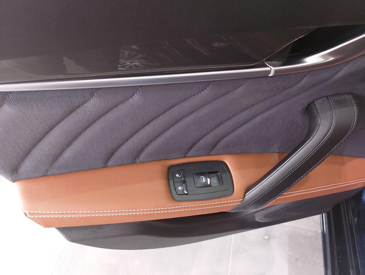 Maserati Ghibli MASERATI GHIBLI 3.0 V6 BT 350cv GranLusso My19