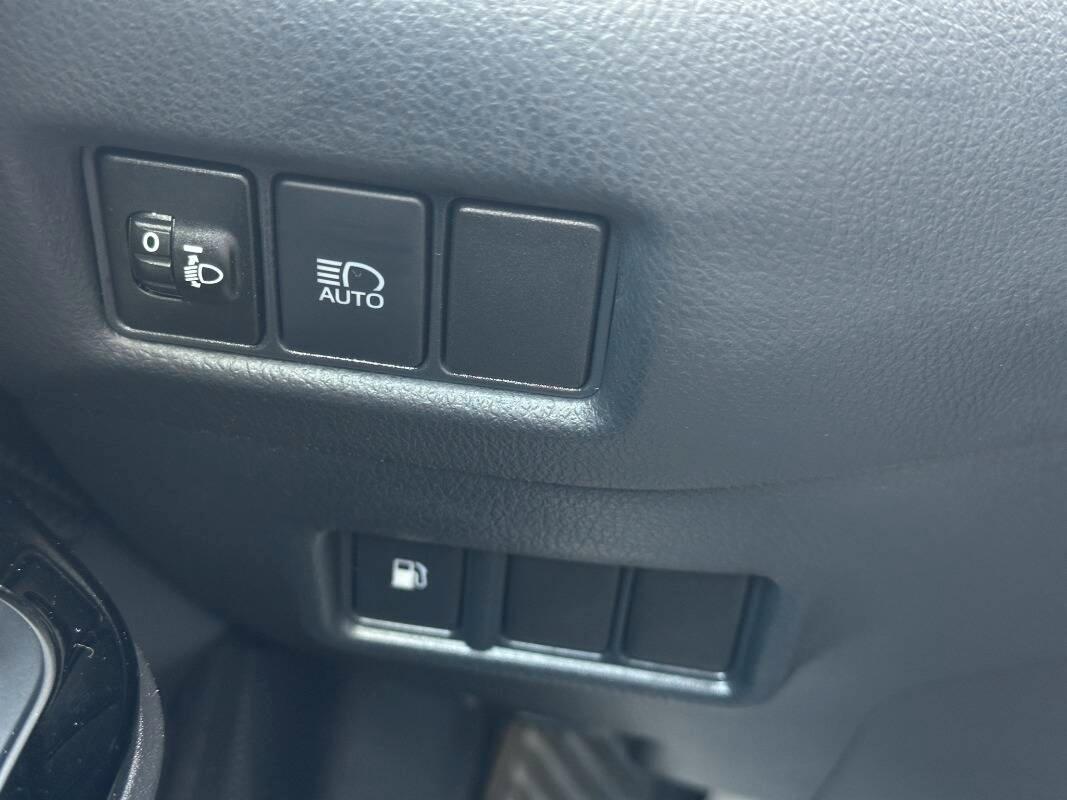 Toyota C-HR 2.0h More Business e-cvt AUTOM CARPLAY E TELECAMER
