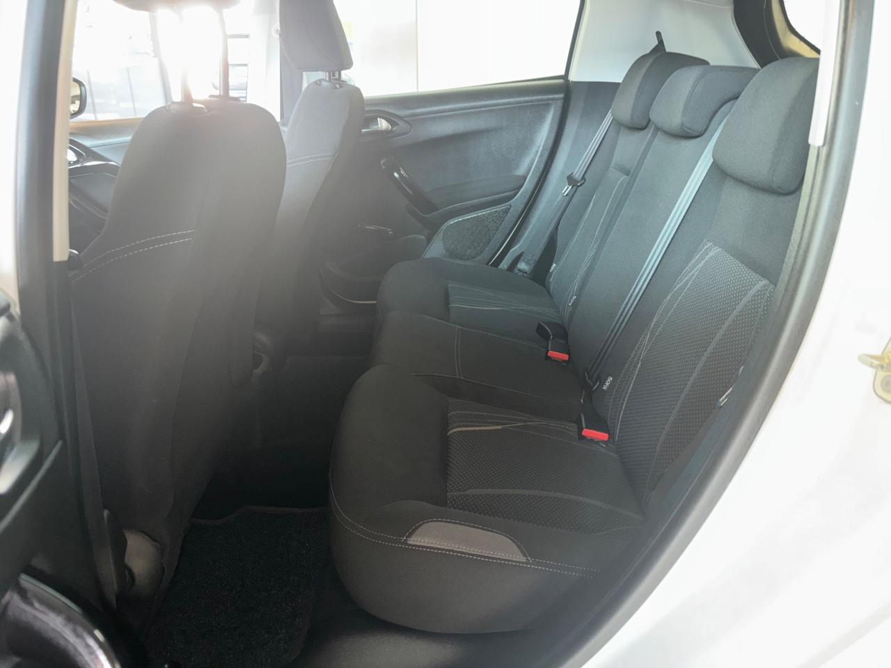 Peugeot 208 1.2 Benzina OK NEOPATENTATI