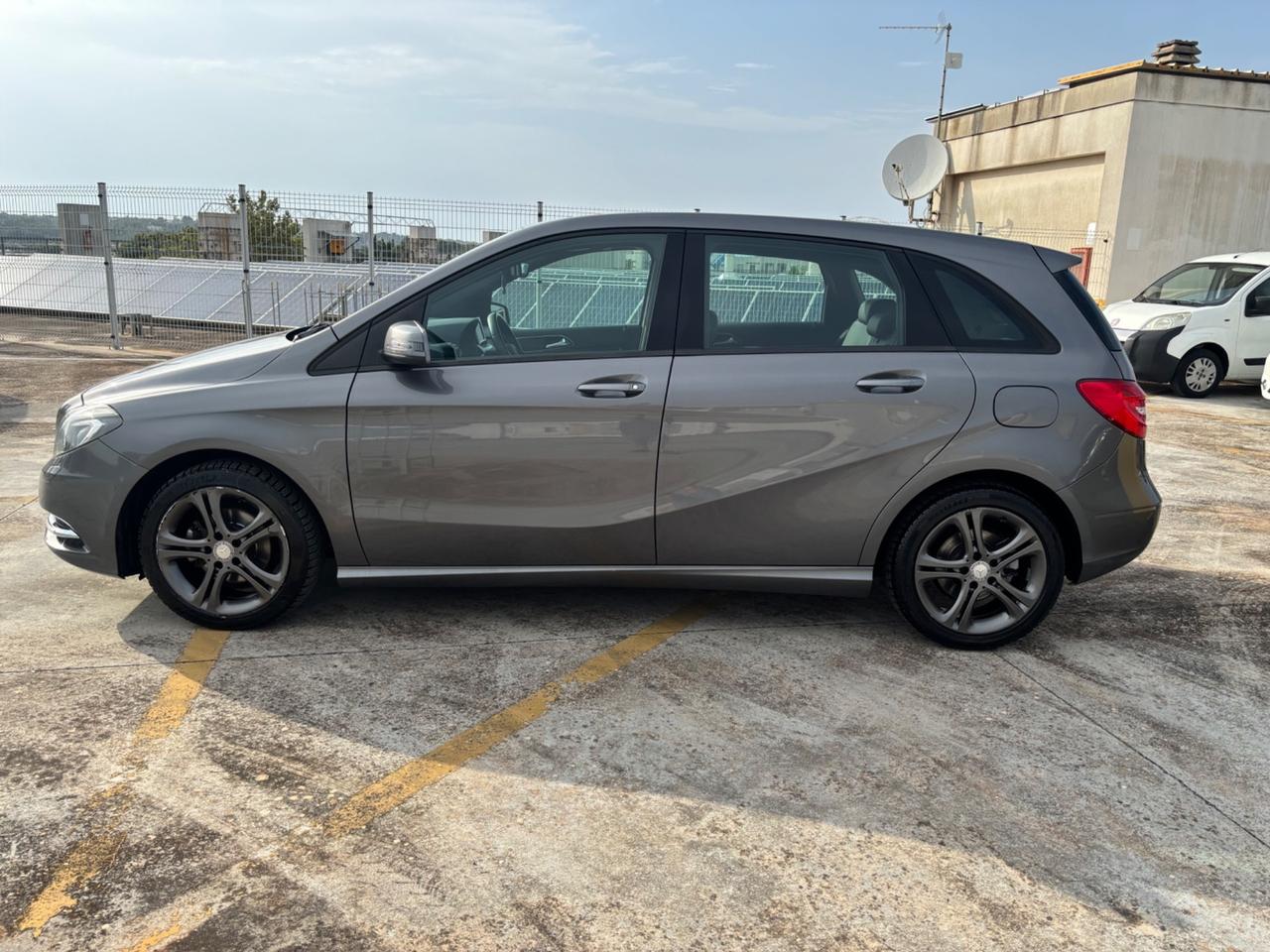 Mercedes-benz B 180 CDI Premium