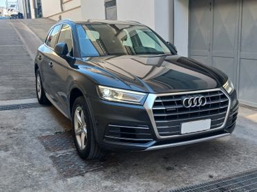 Audi Q5 2.0 TDI quattro S tronic Business Sport