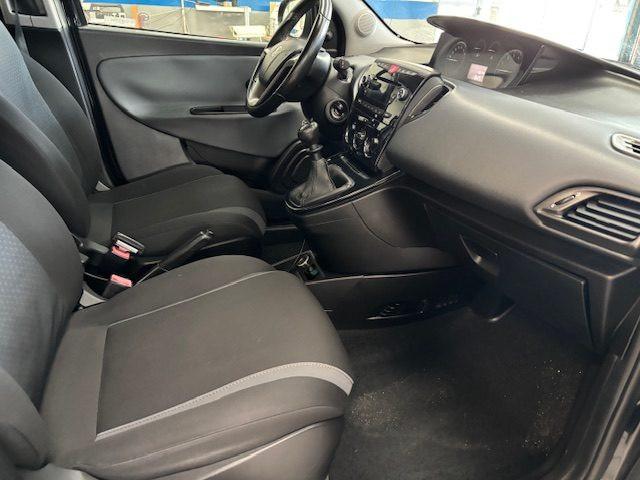 LANCIA Ypsilon 1.2 69 CV 5 porte GPL Ecochic Gold