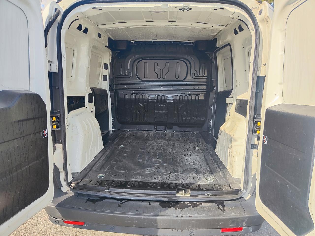 Fiat Doblò 1.6 MJT 3 POSTI