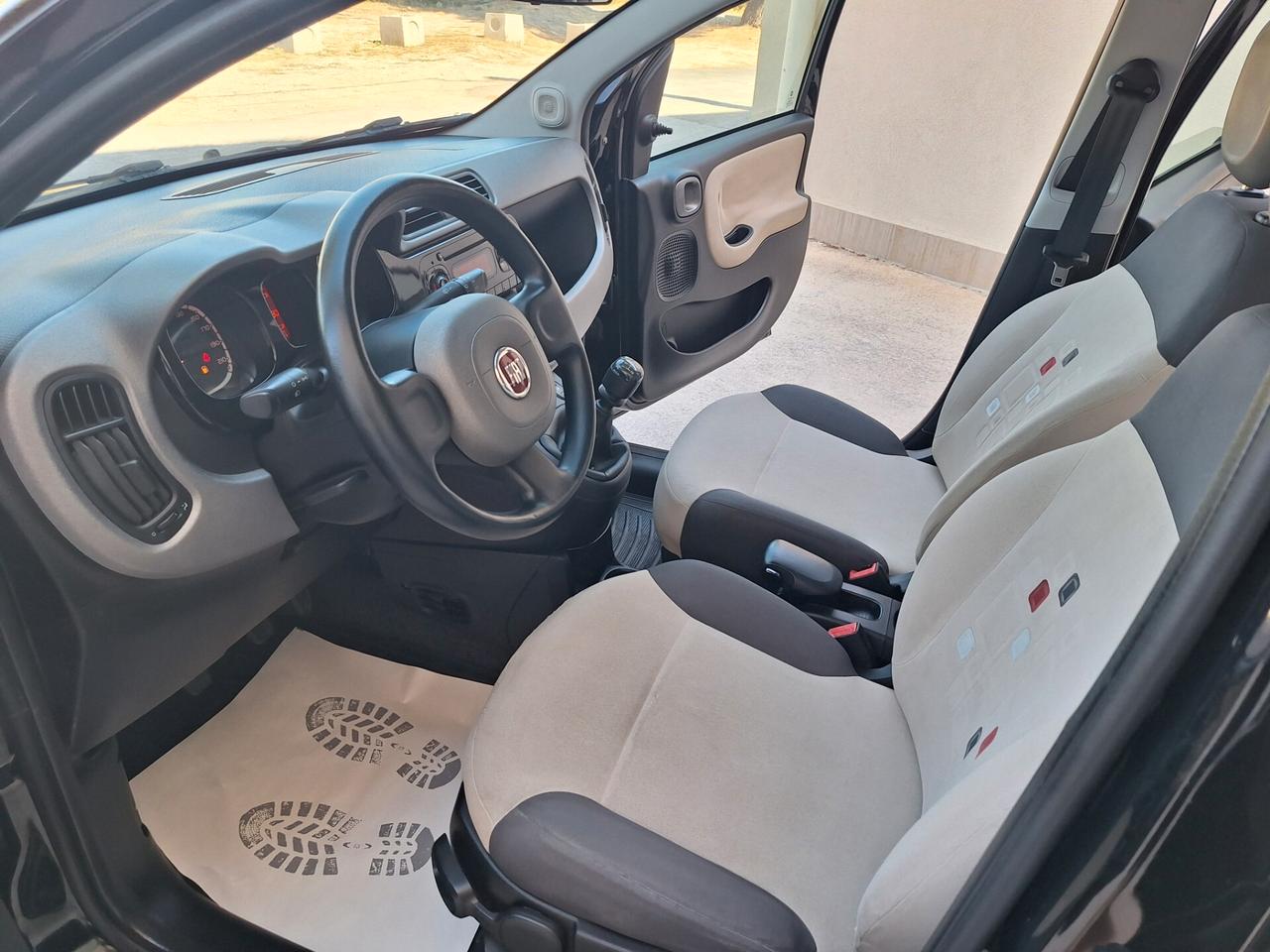 Fiat Panda 1.2 Lounge "5 posti" PERFETTA