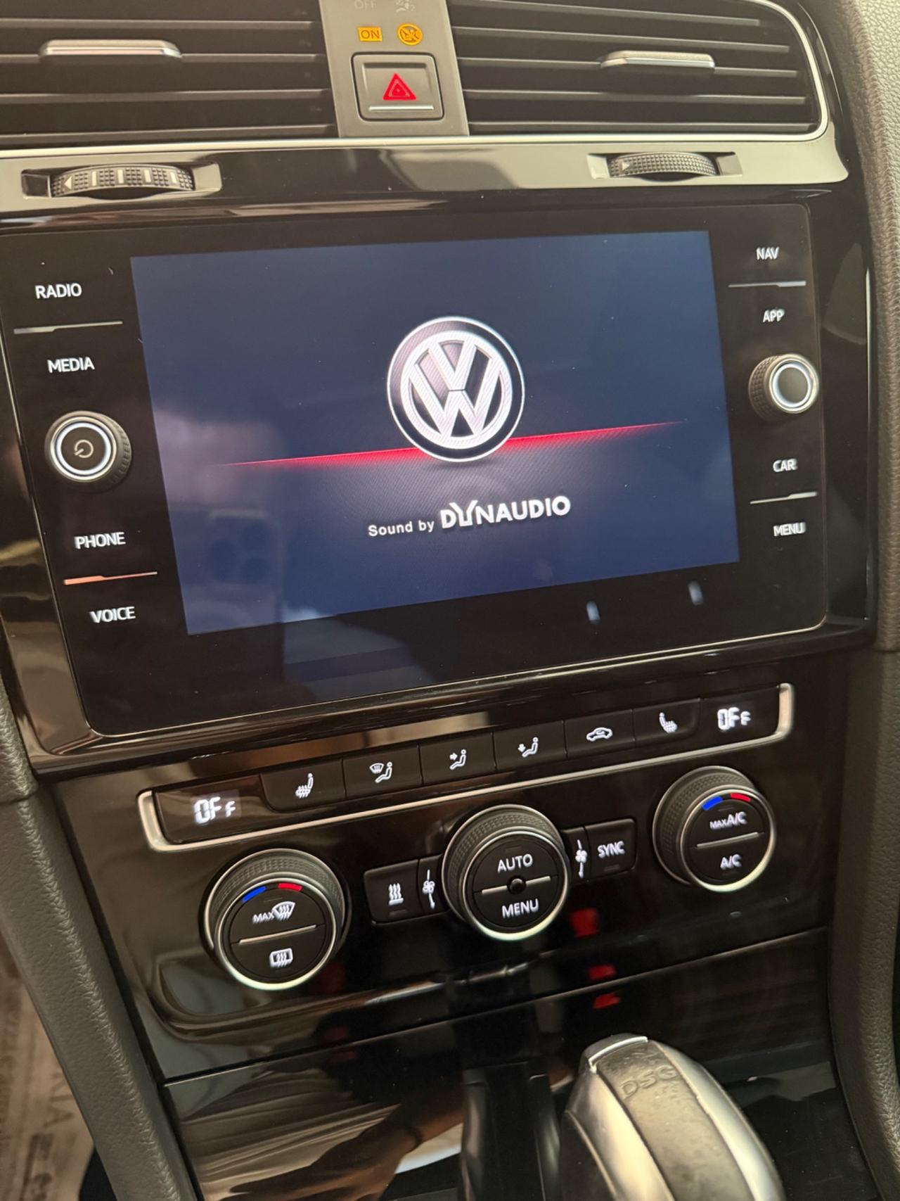 Volkswagen Golf GTI Performance 2.0 245 CV TSI DSG 5p. BMT