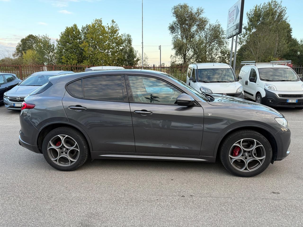 Alfa Romeo Stelvio 2.2 210 CV AT8 Q4 Ti