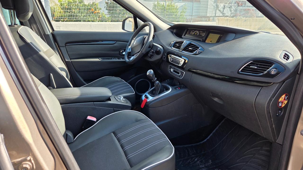 Renault Scenic Scénic X-Mod 1.5 dCi 110CV Luxe