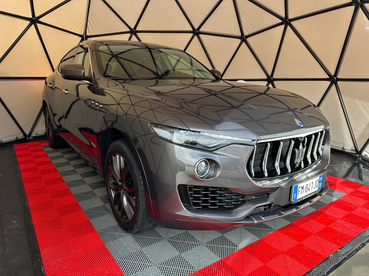 Maserati Levante V6 AWD Gransport