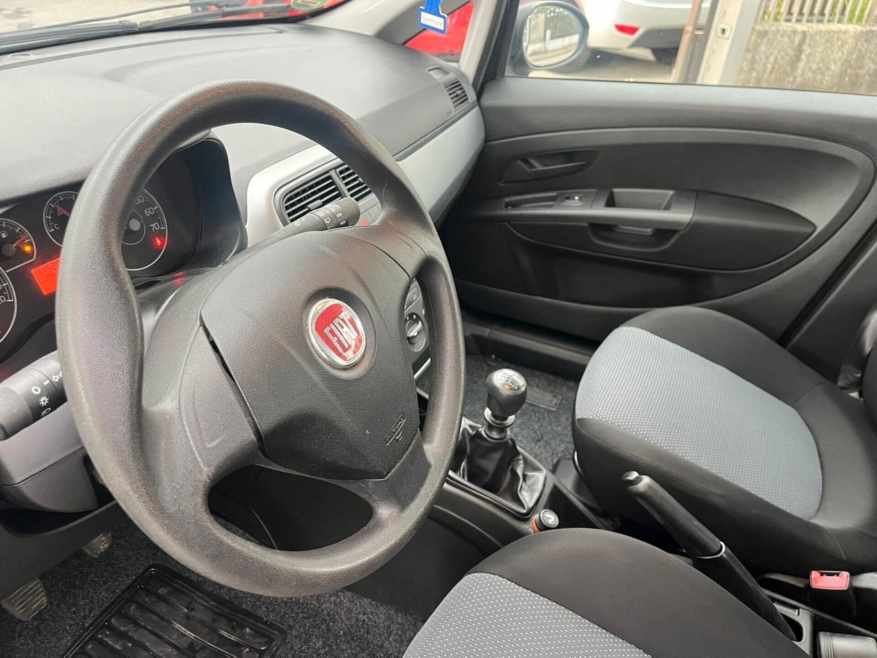 Fiat Grande Punto 1.2 BENZINA X NEOPATENTATI