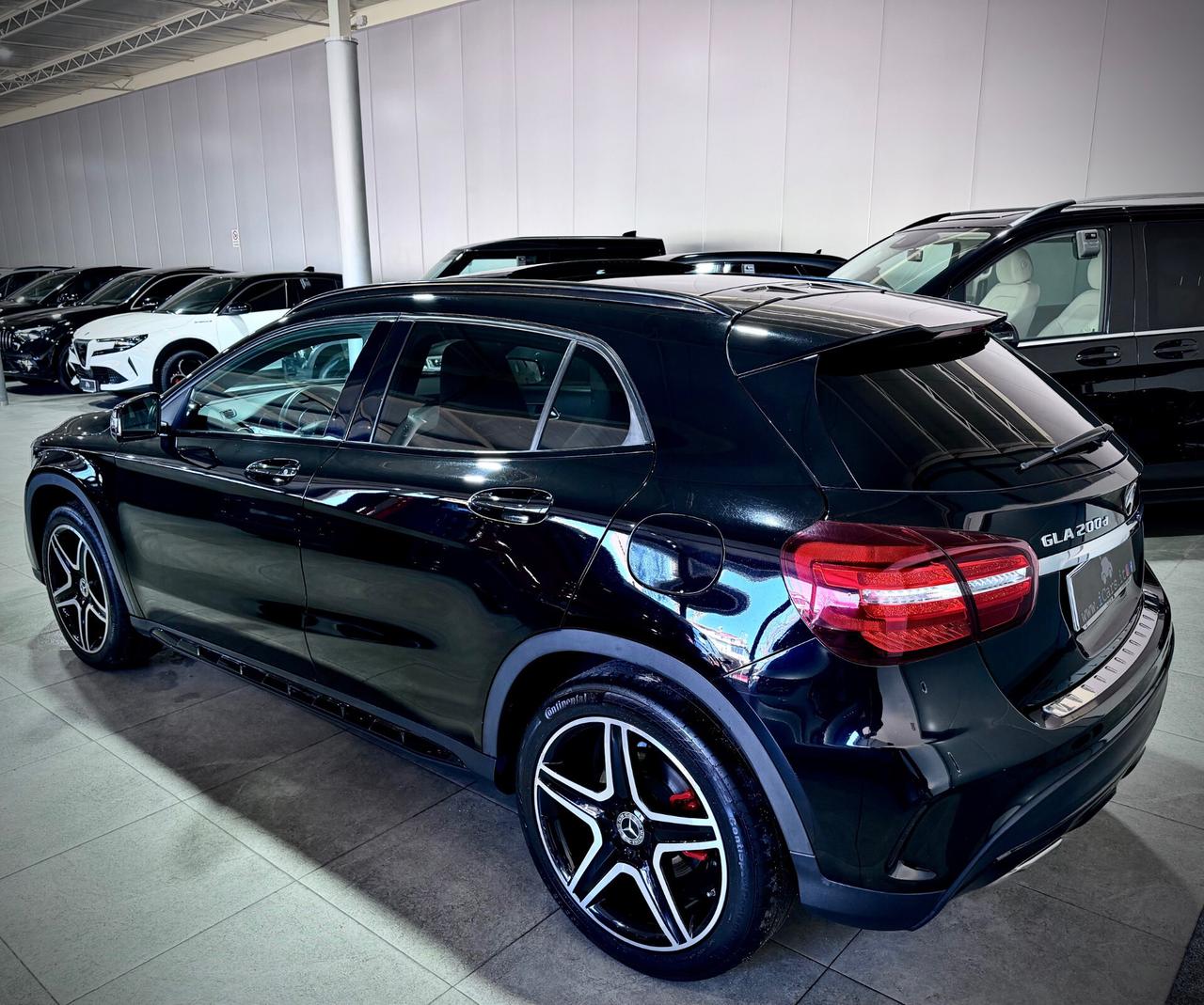 Mercedes-Benz GLA 200 d 136CV Premium AMG