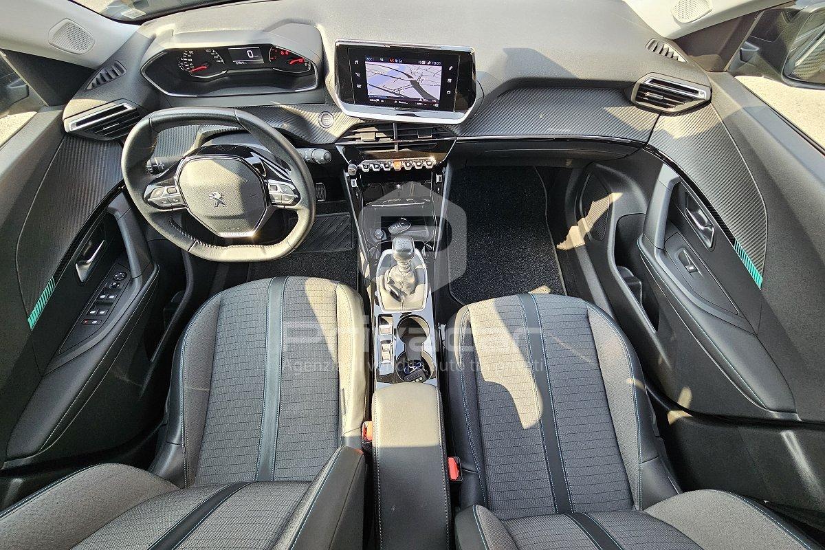 PEUGEOT 2008 PureTech 130 S&S Allure Pack