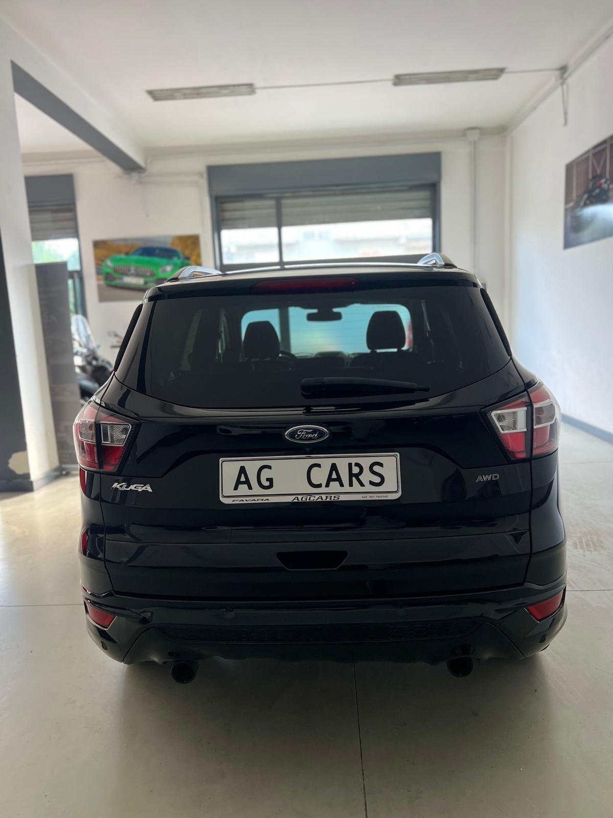 Ford Kuga 2.0 TDCI 150 CV ST-Line
