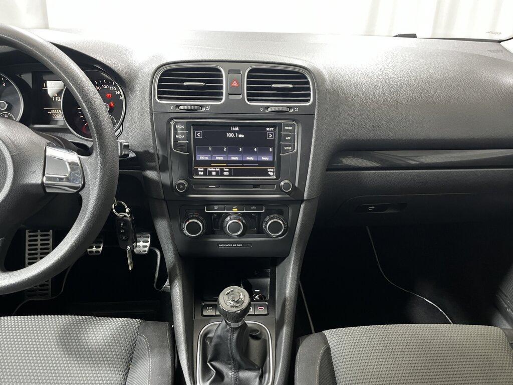 Volkswagen Golf 5p 1.6 tdi Comfortline