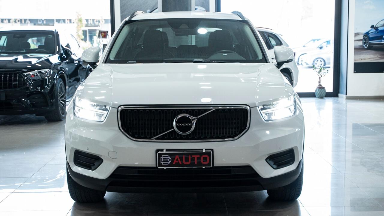 Volvo XC40 2.0 D3 150CV MOMENTUM PRO AUTO NAVI LED FULL OPTIONAL
