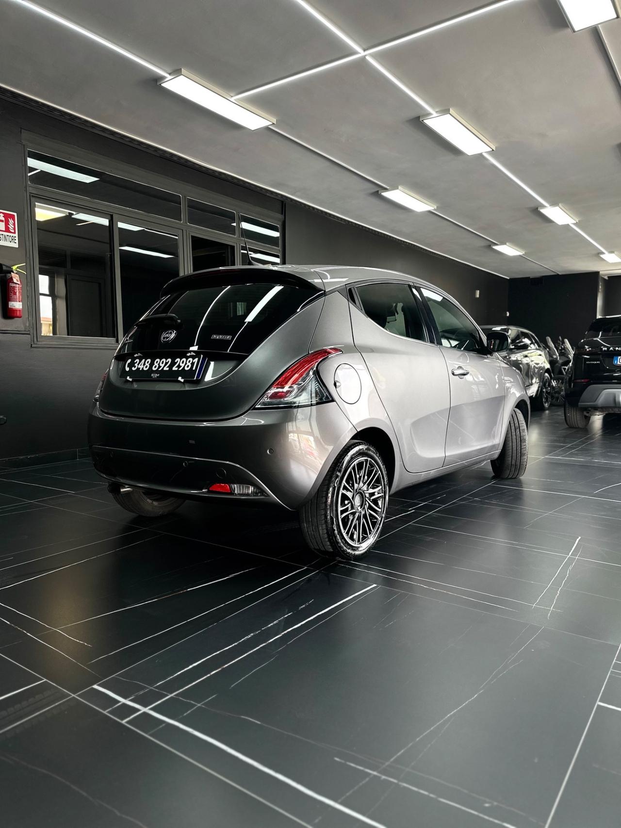 Lancia Ypsilon 1.0 FireFly 5 porte S&S Hybrid