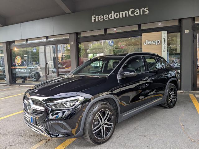 MERCEDES-BENZ GLA 180 d Automatic Sport