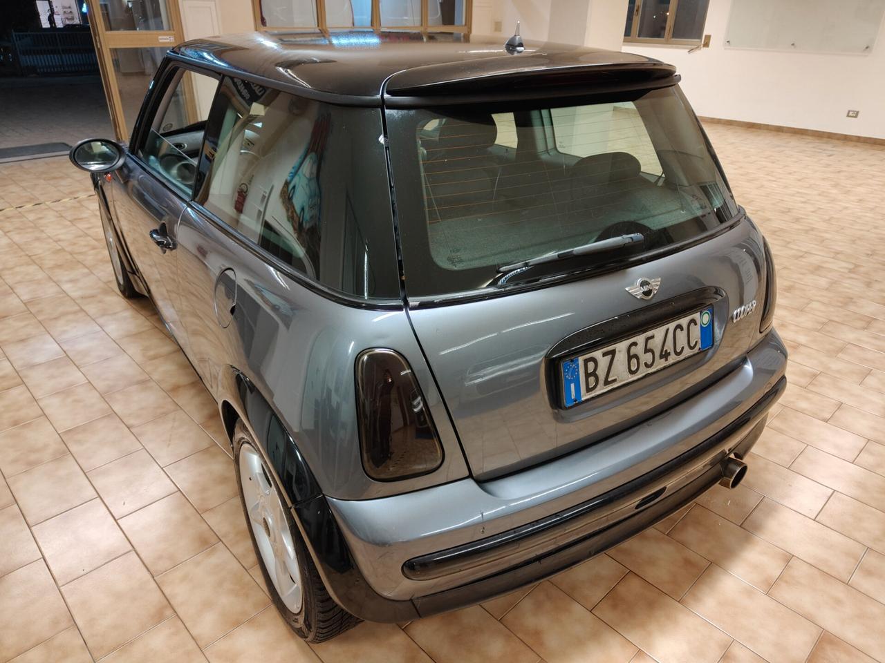 Mini 1.6 16V Cooper