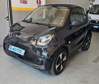 Smart fortwo EQ Racingreen  41 kw