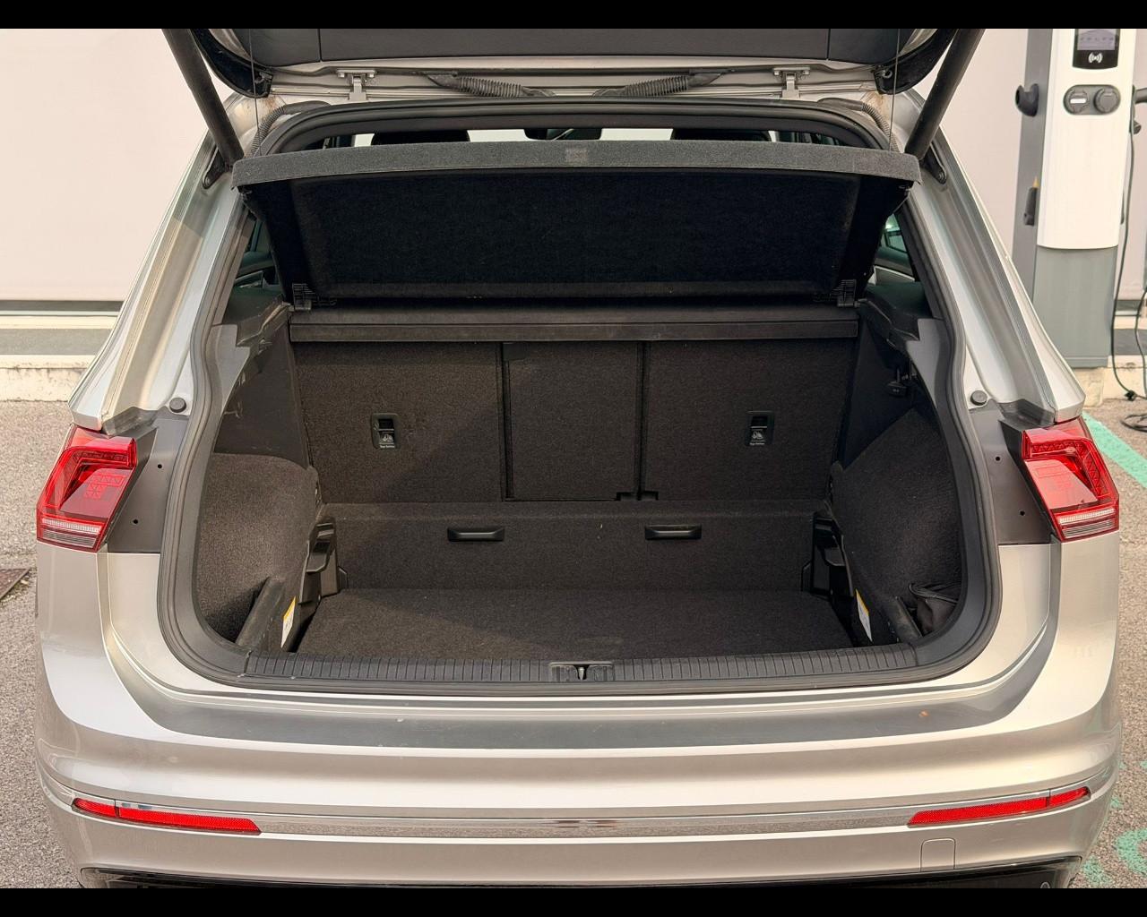 VOLKSWAGEN Tiguan II 2016 - Tiguan 2.0 tdi Style 4motion 150cv dsg