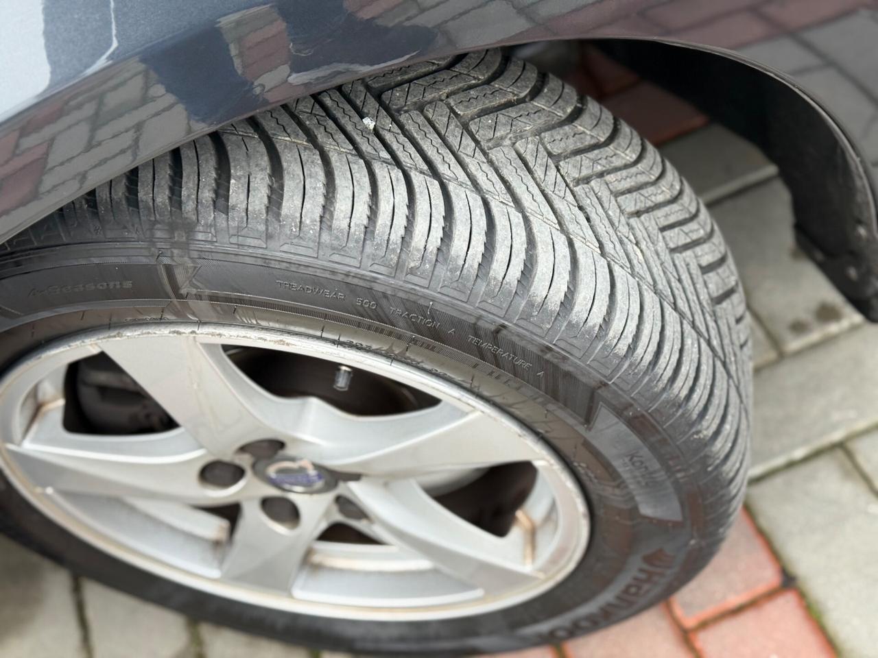 Volvo V60 D2 Geartronic Momentum 84000 KM