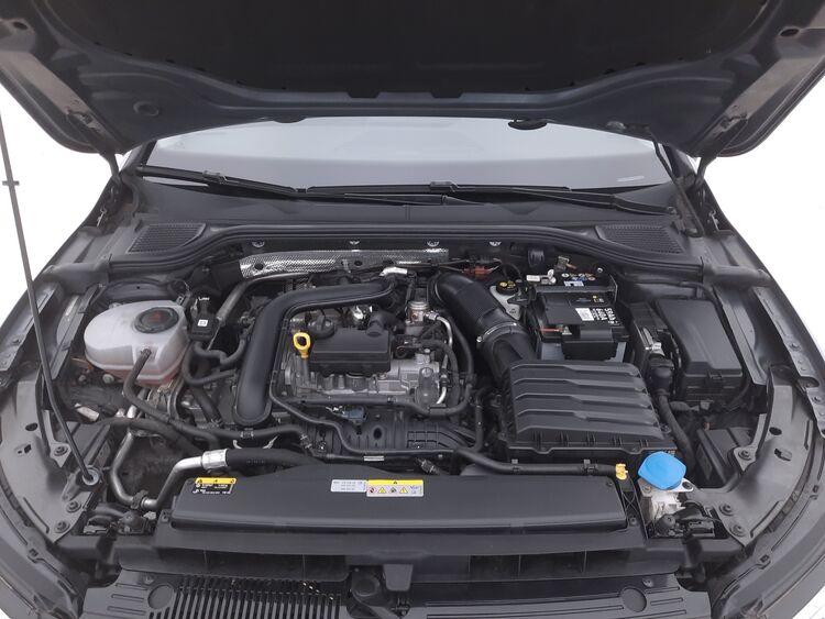 Volkswagen Golf DSG Life BR833985 1.0 Mild Hybrid 110CV