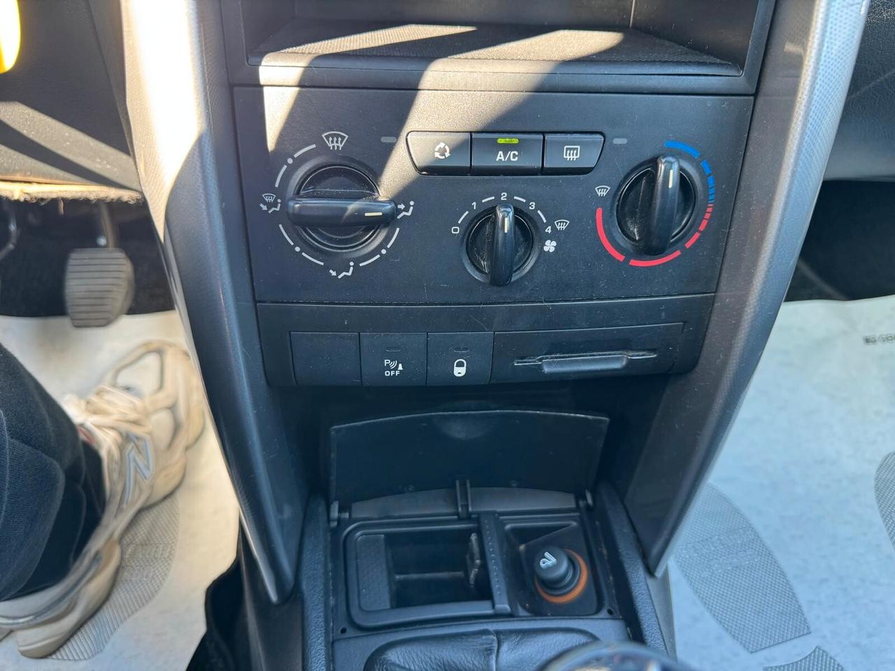 Peugeot 207 1.6 HDi 110CV SW XS Ciel 2007