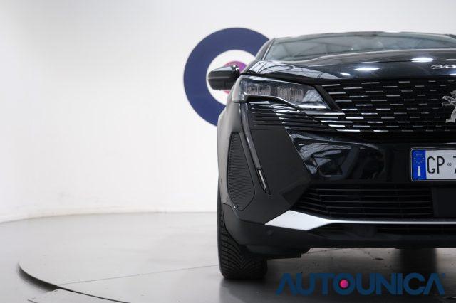 PEUGEOT 3008 HYBRID4 300 E-EAT8 ALLURE PACK