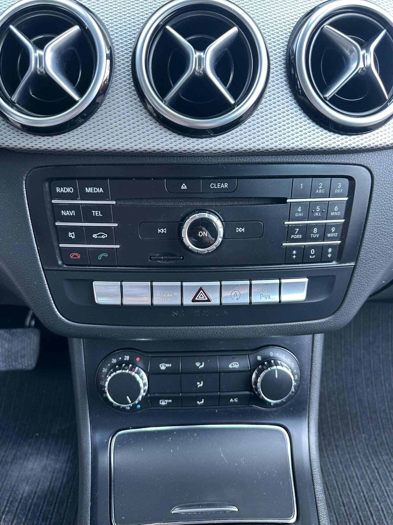 Mercedes-Benz B 180d 1.5 109cv Automatic Premium