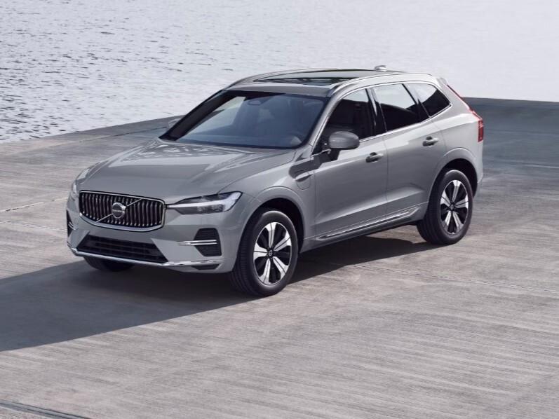 Volvo XC 60 T6 Plug-in hybrid AWD Aut. Plus Dark - PRONTA CONSEGNA