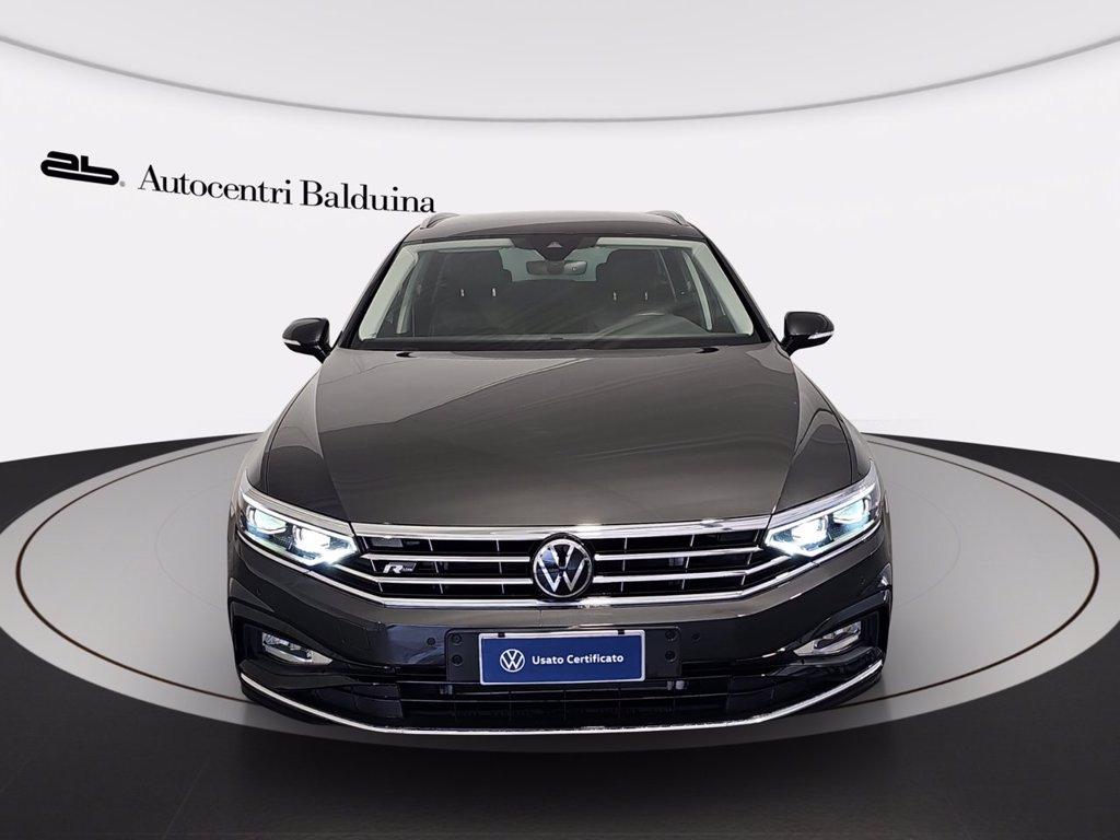 VOLKSWAGEN Passat variant 2.0 tdi executive 150cv dsg del 2023