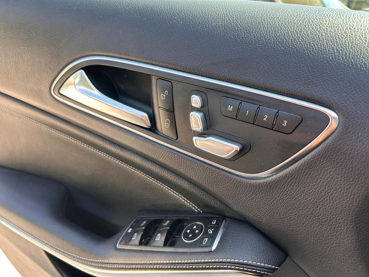 Mercedes-benz GLA 200 d Automatic Premium