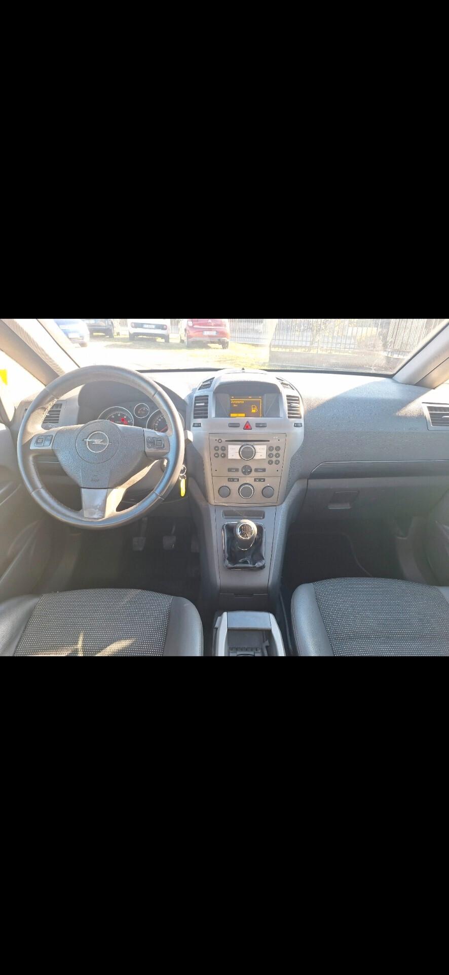 Opel Zafira 7 posti twinport cosmo