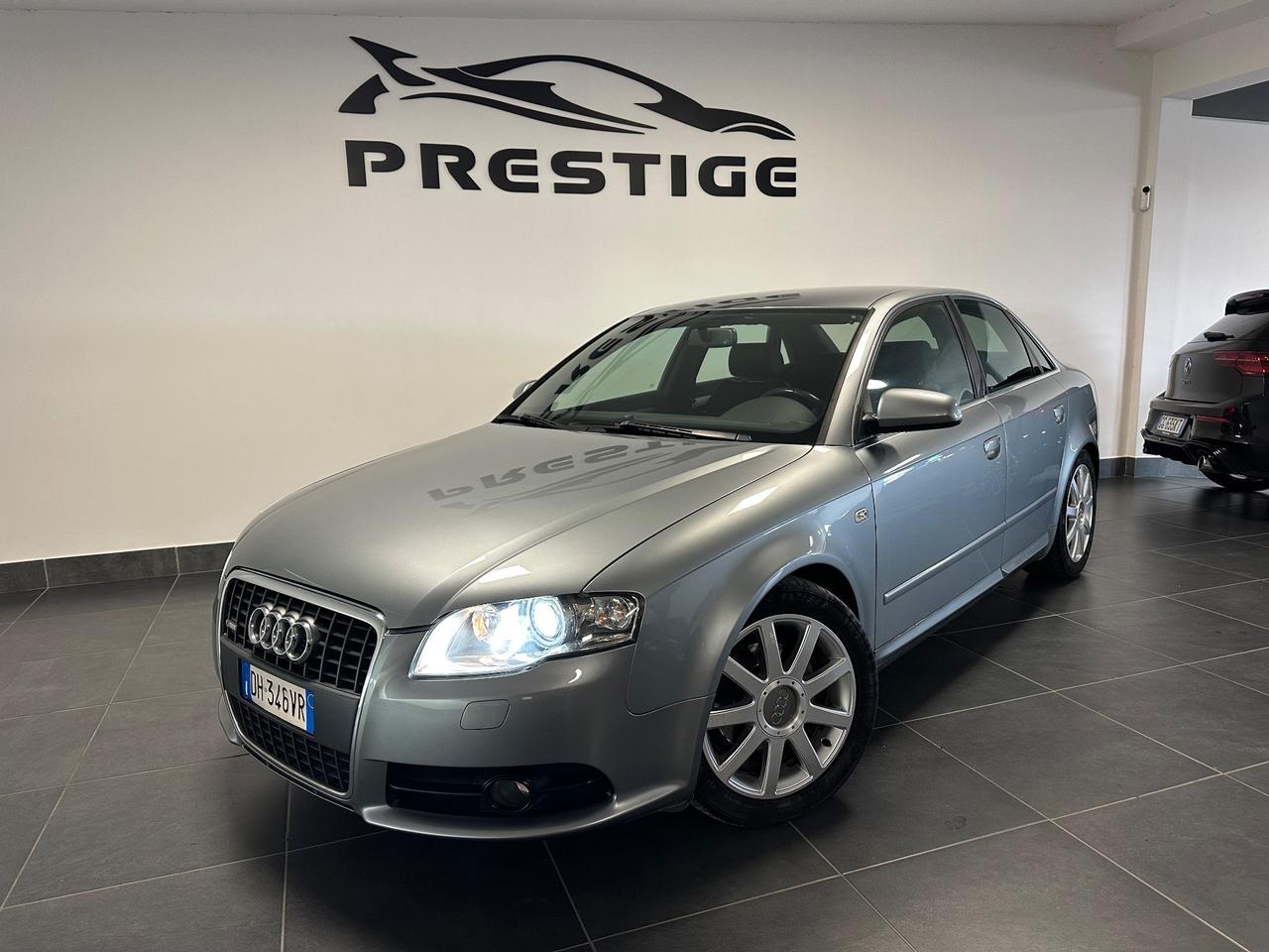 AUDI A4 BERLINA 1.9 S-LINE 116CV UNIPRO PRONTA CONSEGNA