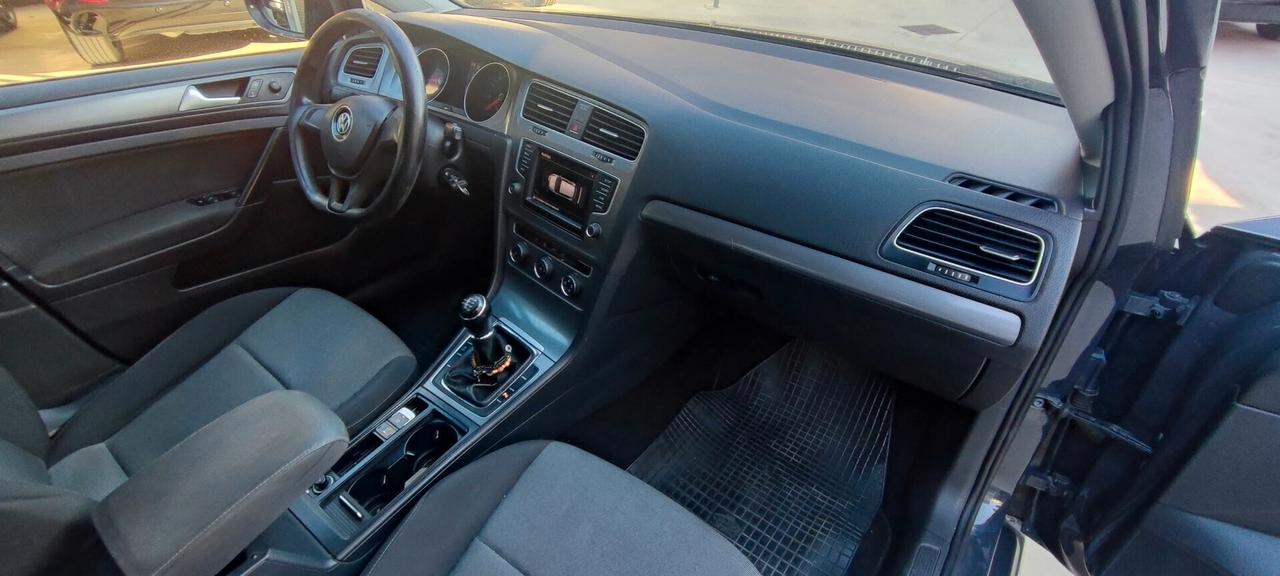 Volkswagen Golf 1.6 TDI 5p. 2015