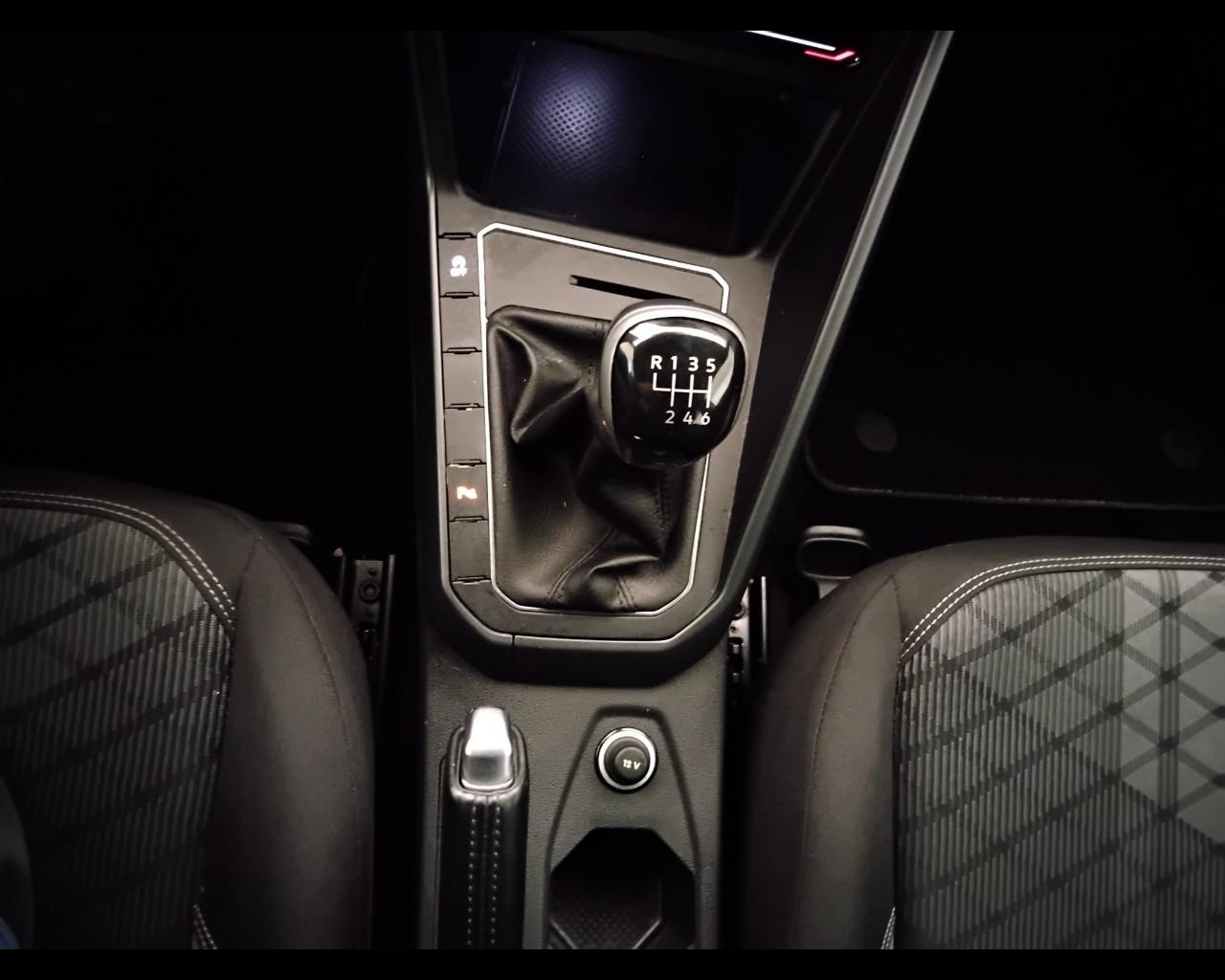 VOLKSWAGEN Taigo - Taigo 1.0 tsi R-Line 110cv